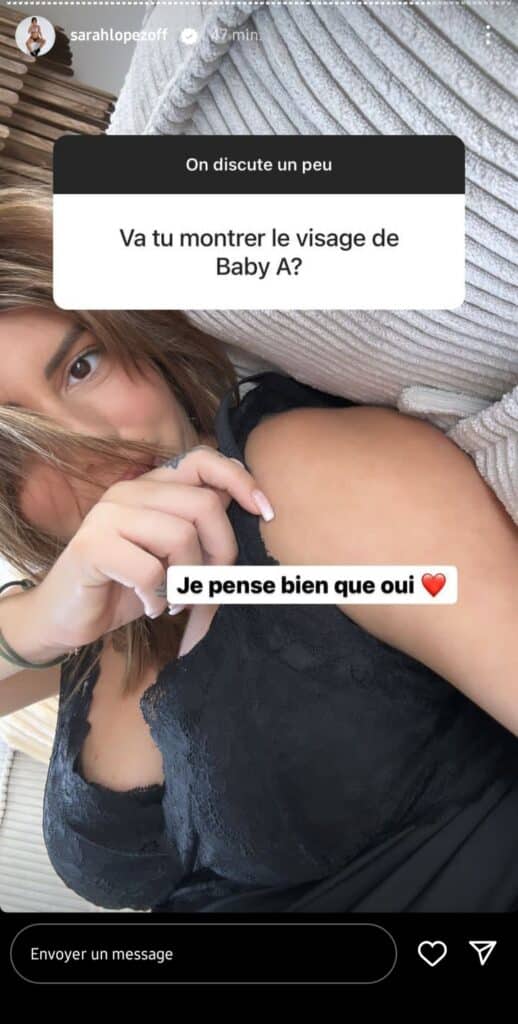 Sarah Lopez enceinte : va-t-elle dévoiler le visage de sa fille ? Elle répond