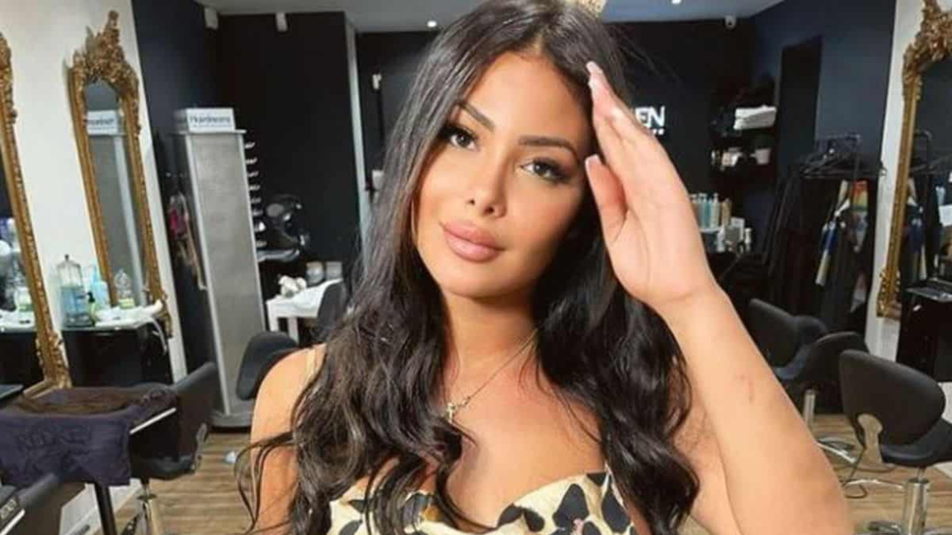 Maeva Ghennam : de nouveau en couple depuis sa rupture avec Boli ? Elle le fait comprendre