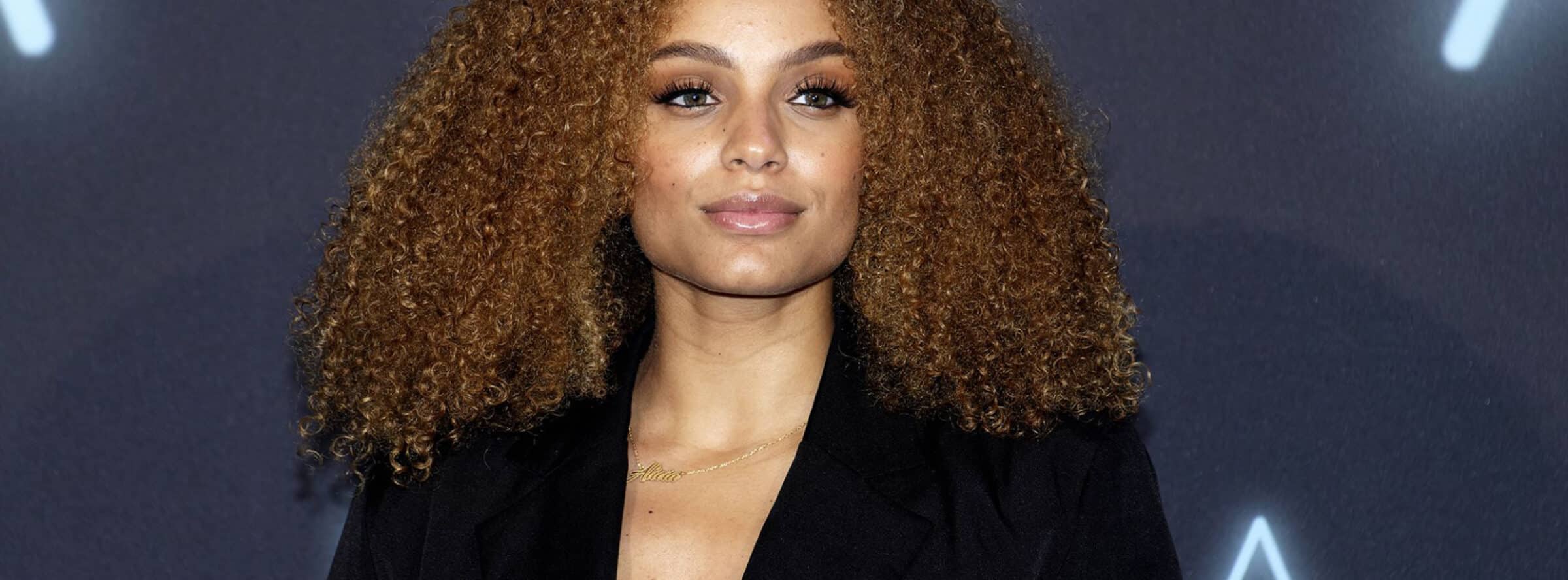 Alicia Aylies : l’ex Miss France devenue maman, le prénom très original de sa fille se précise Alicia Aylies : l'ex Miss France devenue maman, le prénom très original de sa fille se précise