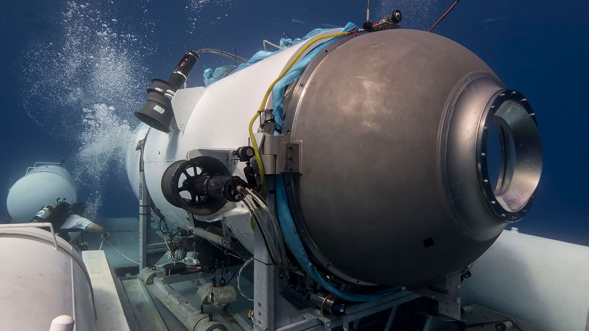 Implosion du submersible Titan : des 'restes humains présumés' découverts parmi les débris Implosion du submersible