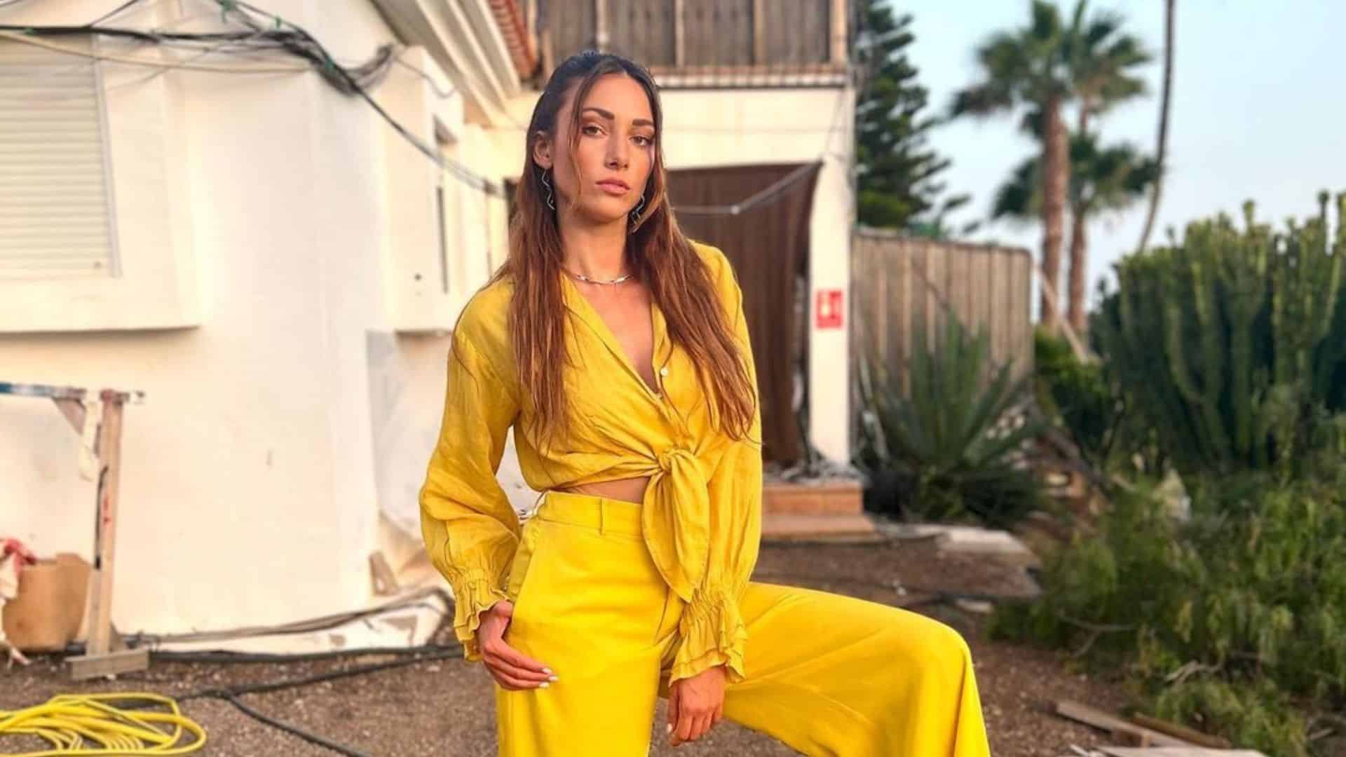 'T'es une fausse écolo' : Delphine Wespiser très critiquée pour une photo d'elle en vacances