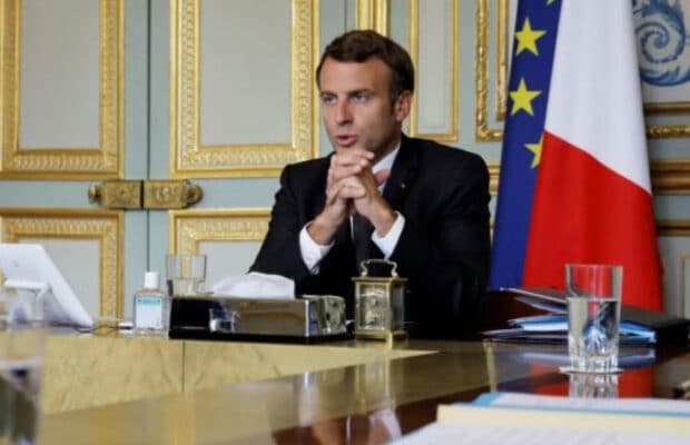 Emmanuel Macron : un bout de doigt humain a été envoyé par courrier à l'Élysée