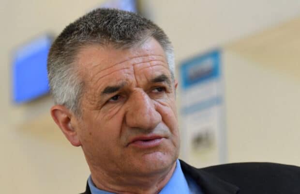 Les Traitres : Jean Lassalle accusé de viol, M6 va-t-elle stopper la diffusion du programme ?