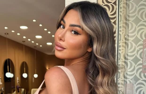 Maeva Ghennam : après s'être teint les cheveux en blond, elle regrette et décide d'agir