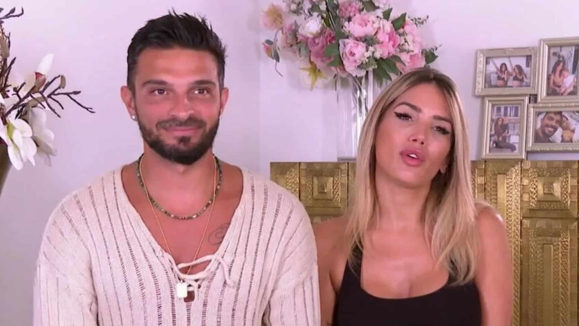 'Ils sont vraiment mal élevés' : Julien et Manon Tanti critiqués sur l'éducation donnée à leurs enfants