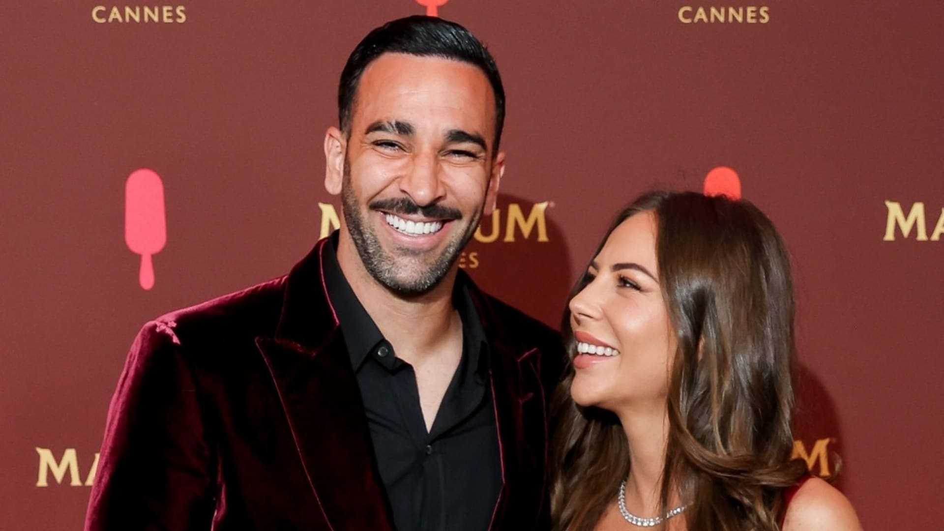 Adil Rami : définitivement séparé de Léna ? Il lui fait passer un message des plus clairs