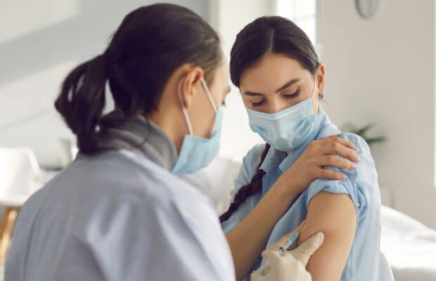 Covid-19 : la prochaine campagne de vaccination arrive bientôt, tout ce qu'il faut savoir