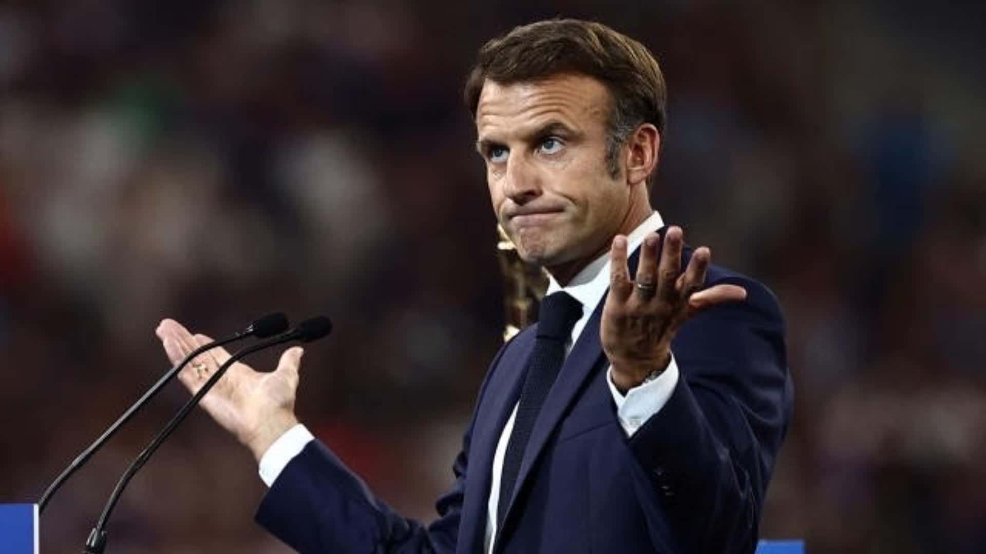 Emmanuel Macron : la vidéo de lui hué au Stade de France a été supprimée