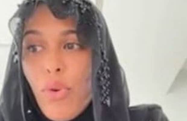 Séisme au Maroc : Ayem apparaît voilée sur une chaîne d'information, les internautes réagissent