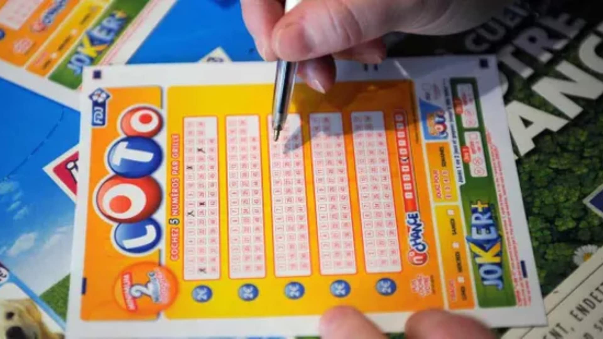 Loto : il remporte 100 000 euros grâce à la méthode de génie de la propriétaire du bar