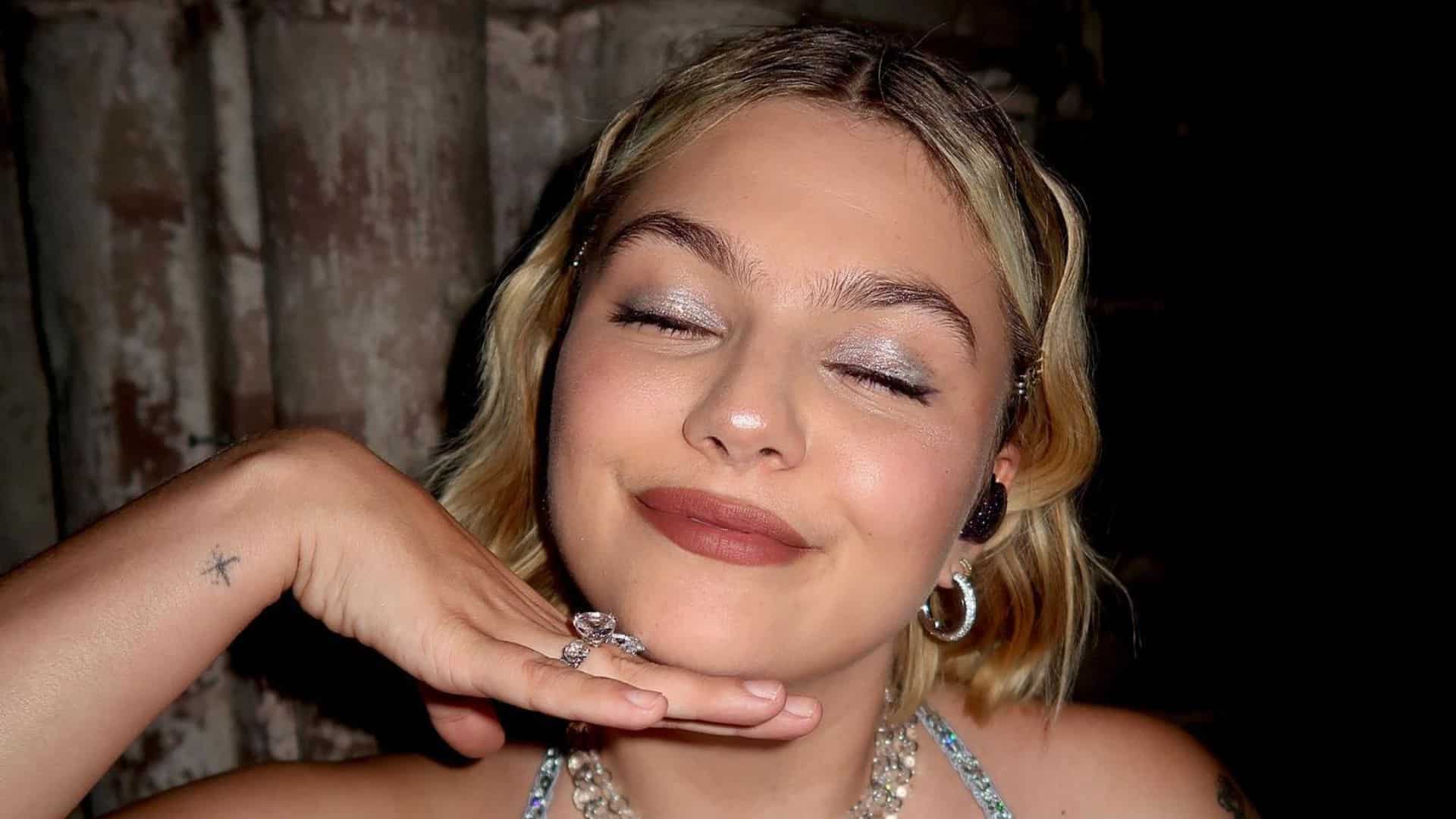 Louane : elle partage la référence de sa crème hydratante favorite, récompensée par pas moins de 11 prix