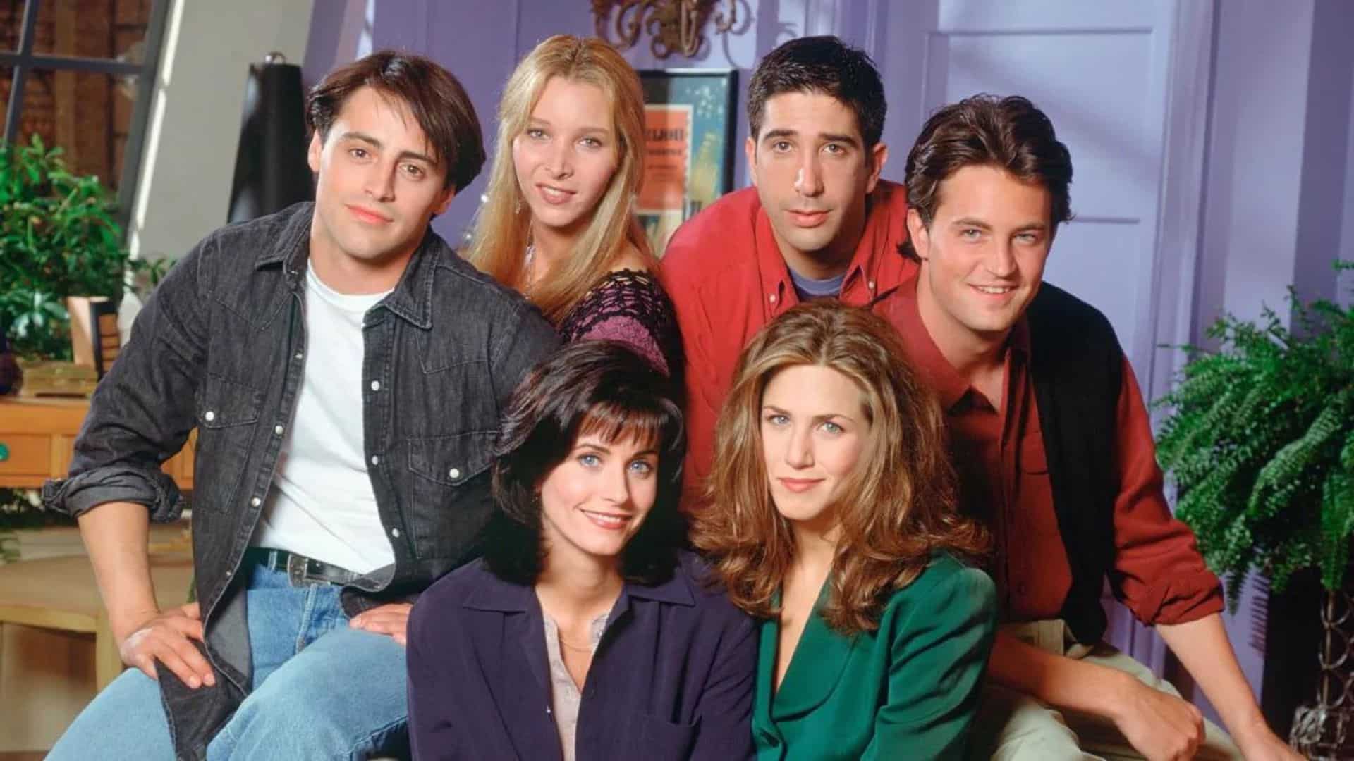 Obsèques de Matthew Perry : les 5 autres stars de Friends soudées dans la douleur