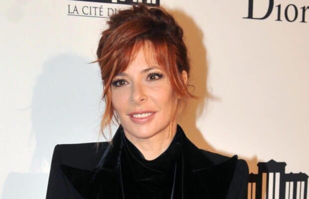 "C'est assez perturbant" : une photo de Mylène Farmer "rajeunie" interpelle les internautes