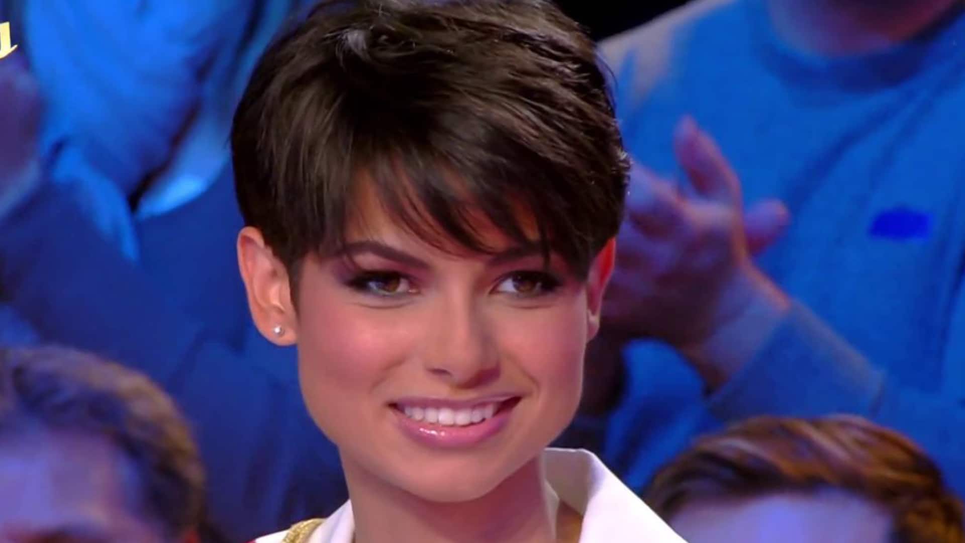 "C'est mon kiff du moment" : Eve Gilles (Miss France 2024) s'exprime sur son futur changement capillaire