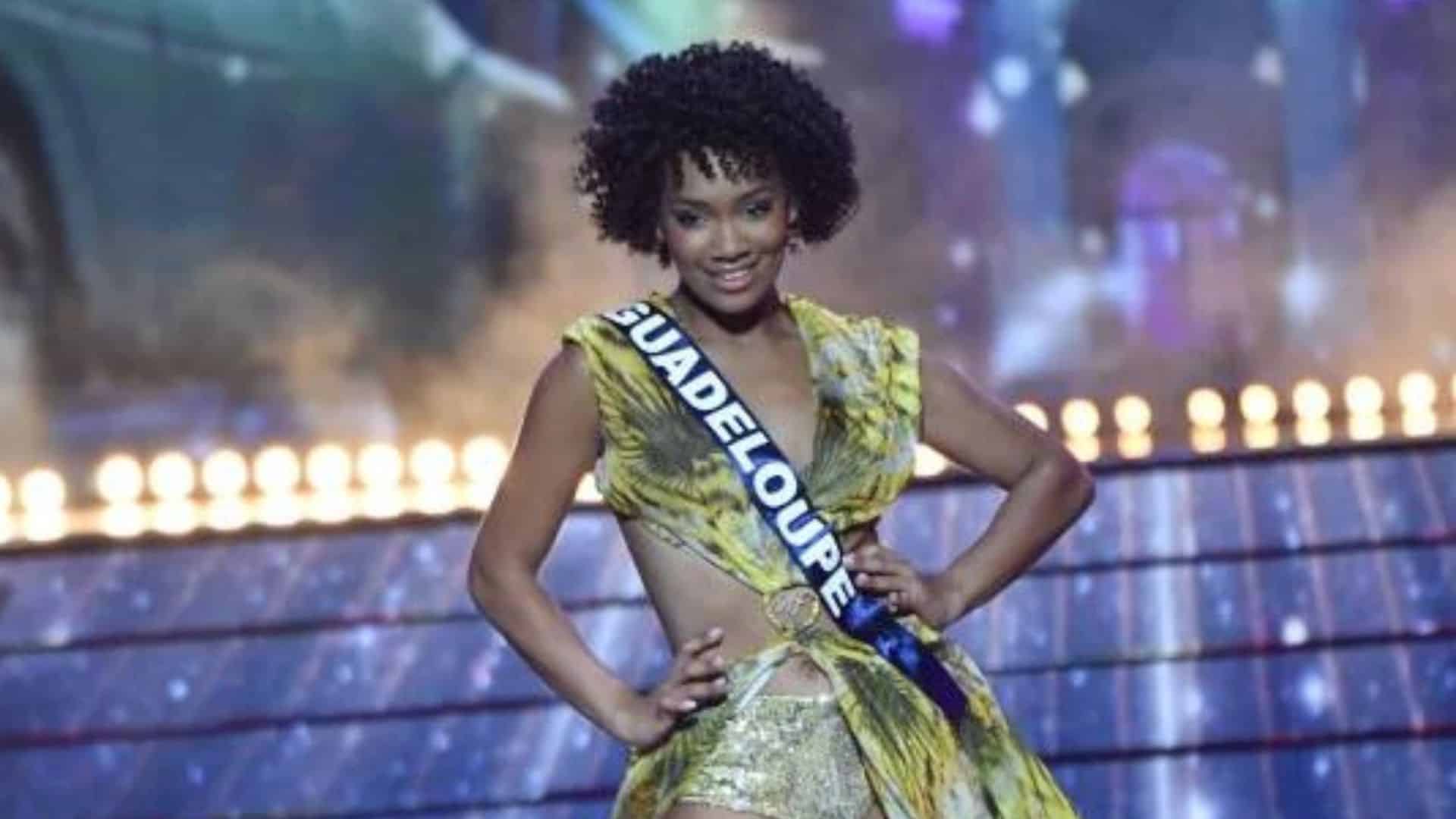 Miss France 2024 : Jalylane Maës, Miss Guadeloupe, chute sur scène en plein direct