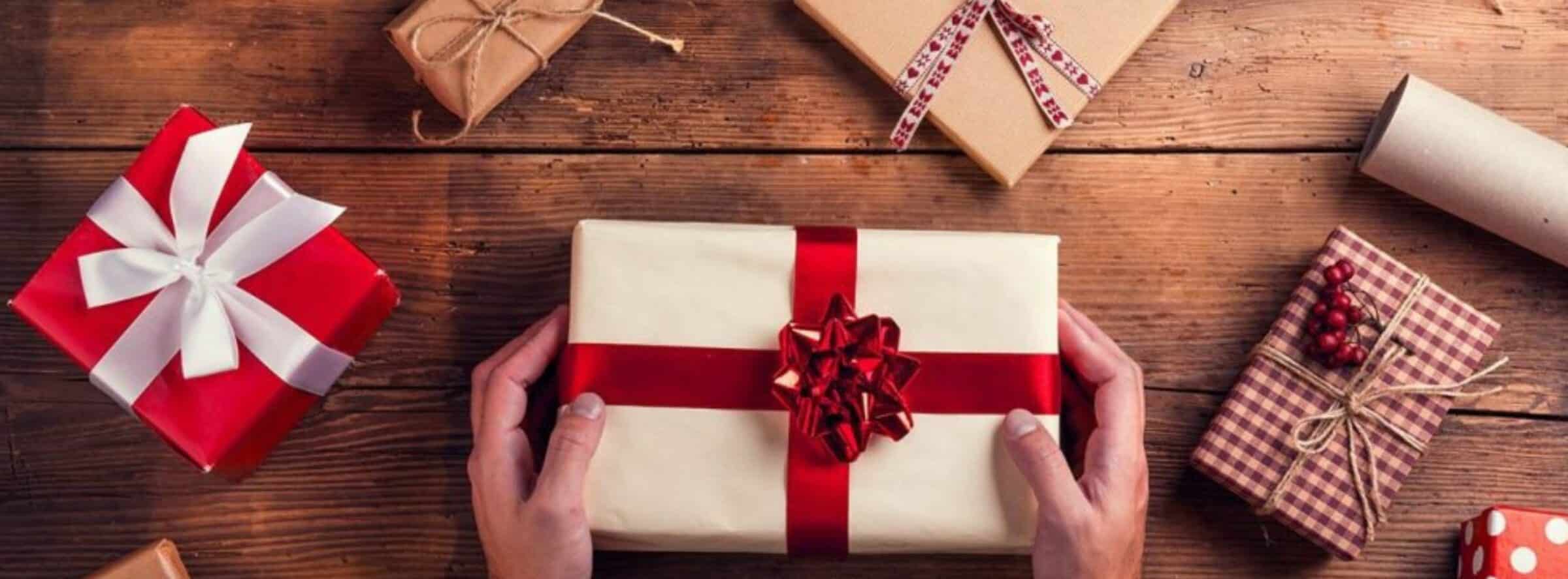 8 idées cadeaux de Noël de seconde main et comment les dénicher