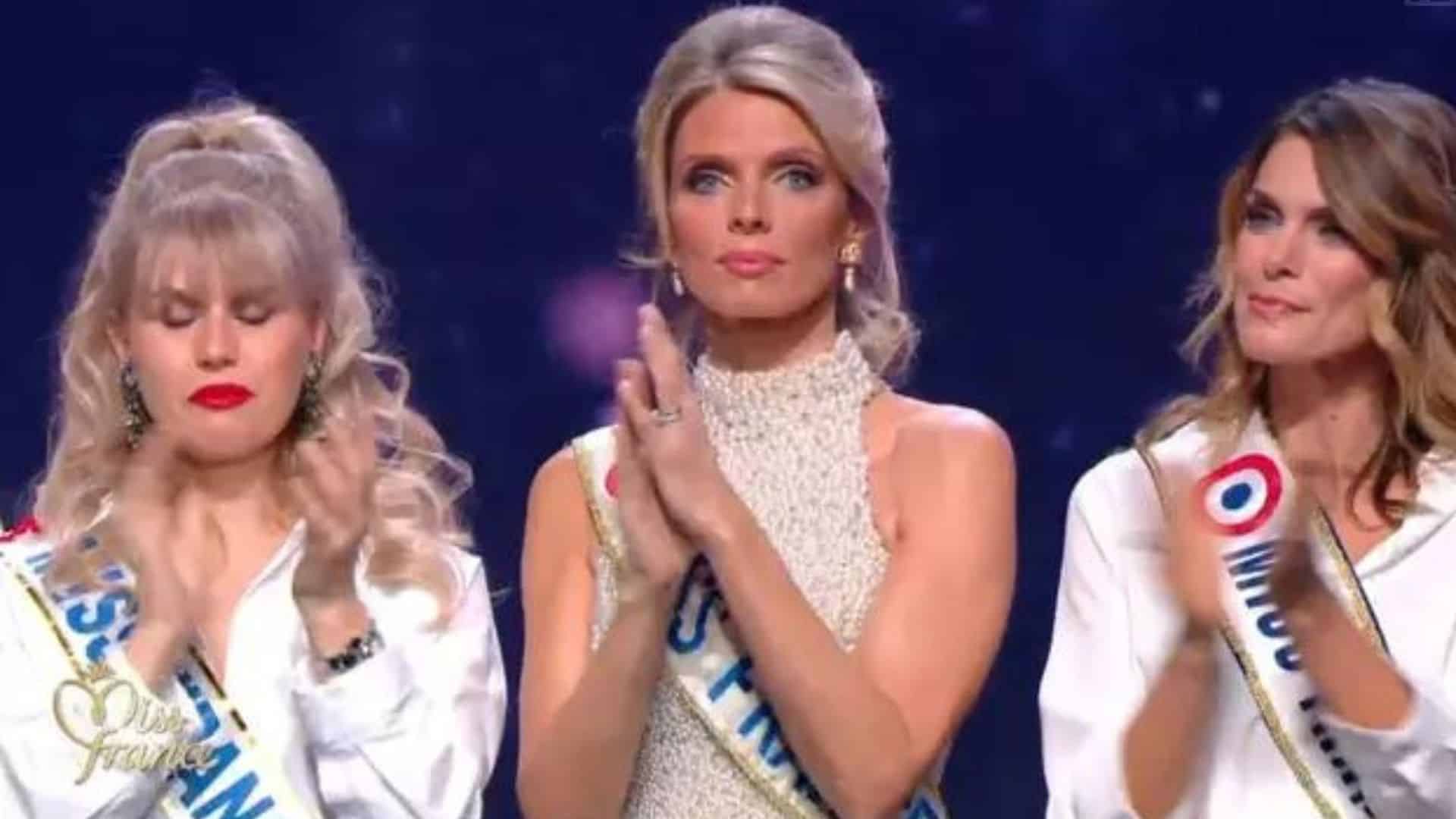 Miss France 2024 : l'attitude de Sylvie Tellier pendant l'hommage à Geneviève de Fontenay critiquée par les internautes