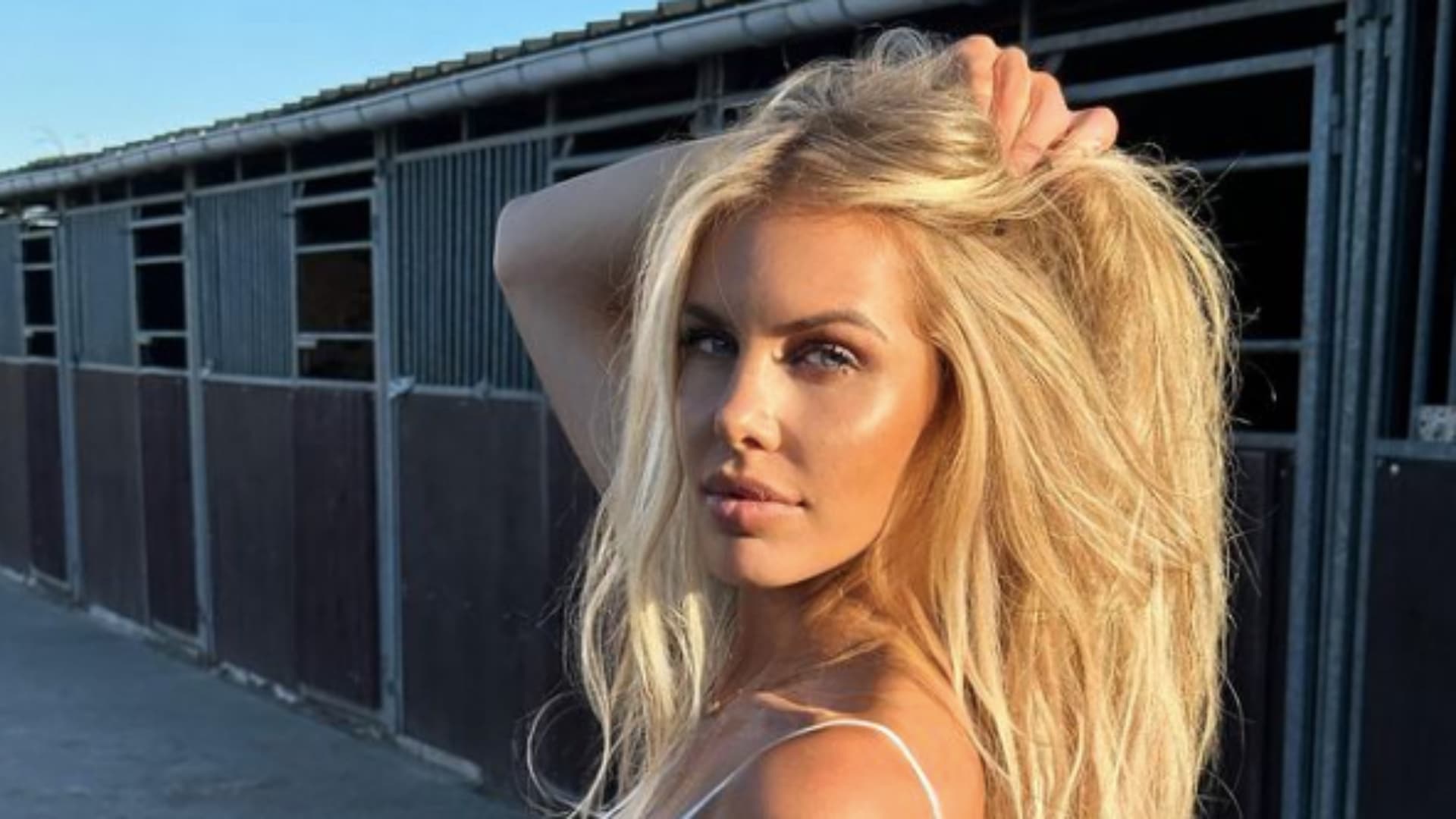 Adixia : elle officialise sa relation avec son nouveau petit copain