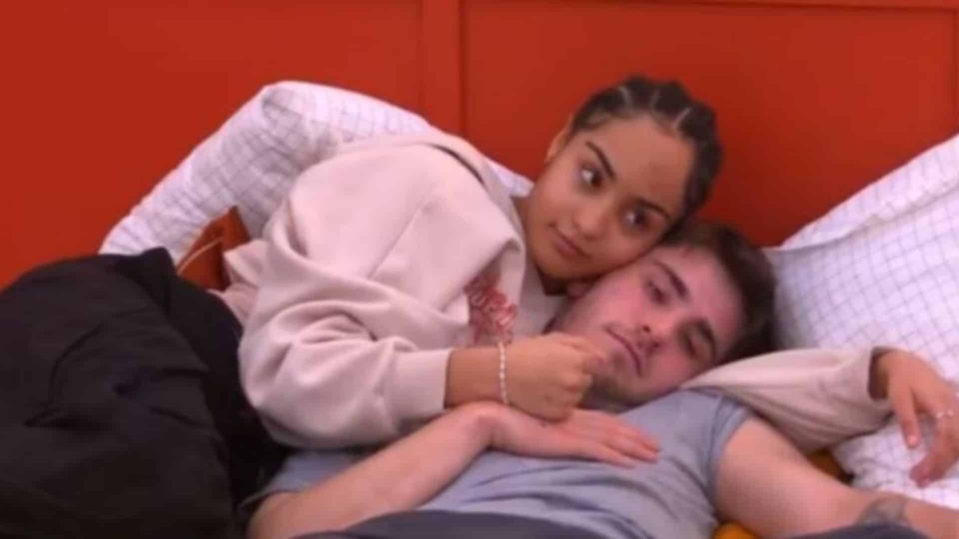 "On s'aime..." : Candice (Star Academy) s'exprime sur sa relation avec Julien dans le château