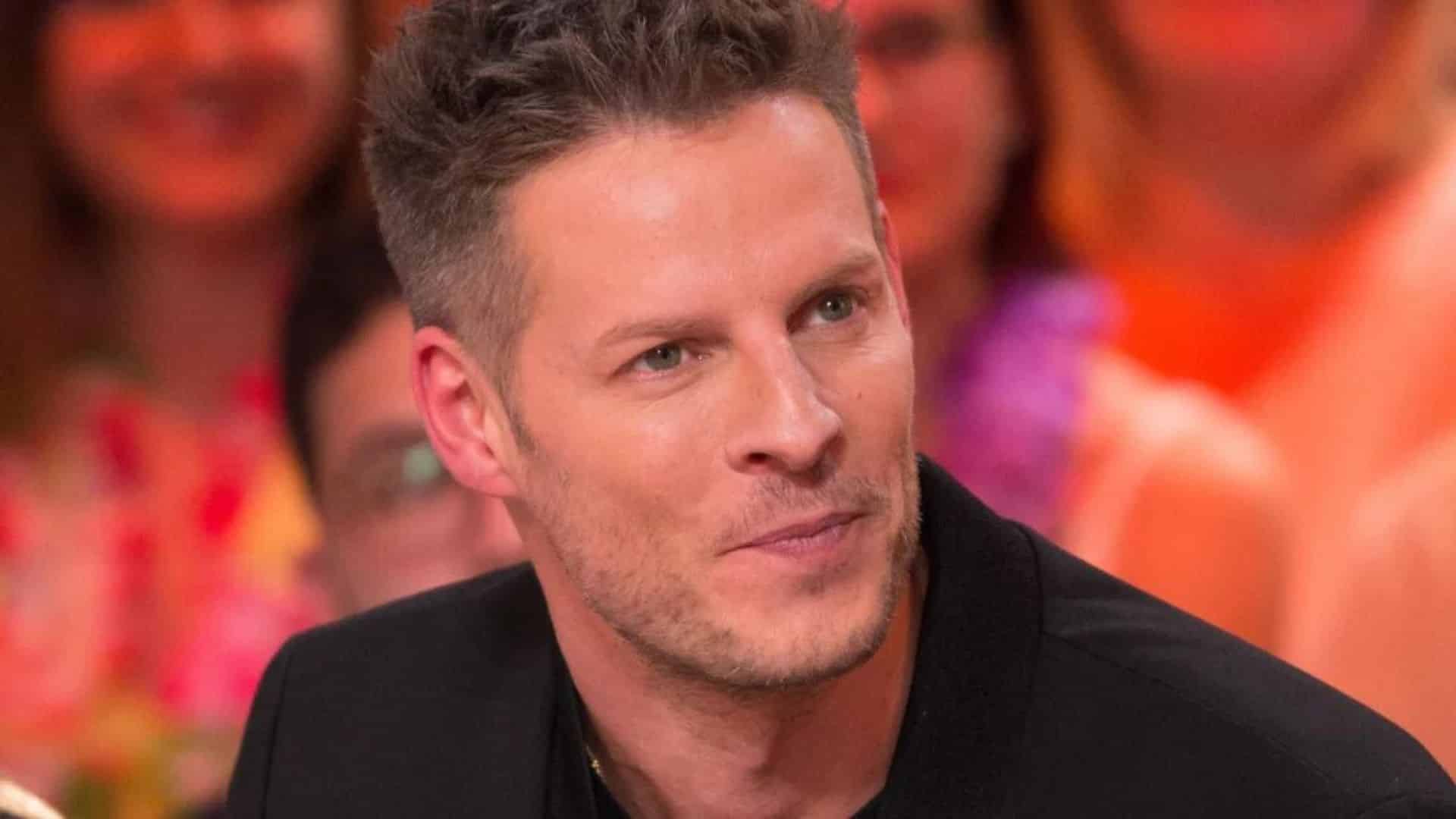 "J'essaie de sourire" : le message de Matthieu Delormeau pour la nouvelle année interpelle les internautes