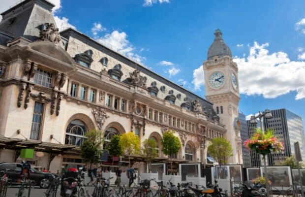 Paris Gare de Lyon : un homme nu envoie ses excréments sur les passants