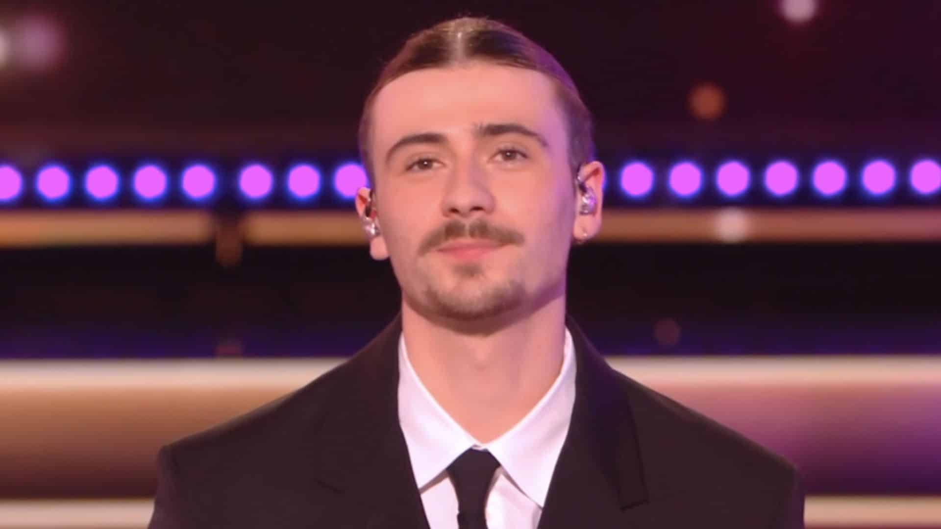 Pierre (Star Academy) : bientôt une nouvelle coupe de cheveux ? Il répond