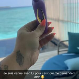 Kelly Helard : en vacances aux Maldives, elle serait séparée de son mari Neymar