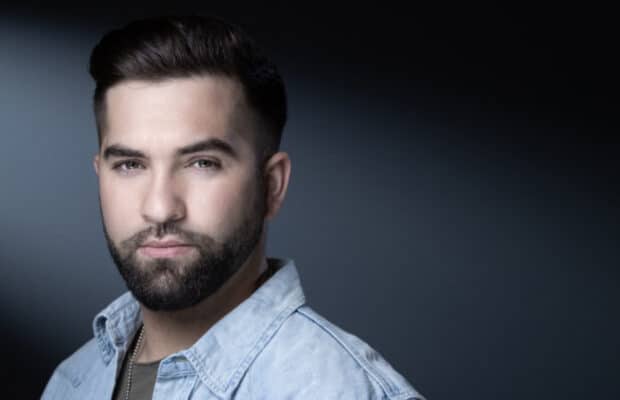 Kendji Girac : la compagne du chanteur entendue par les enquêteurs