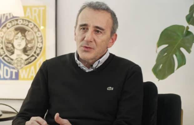Élie Semoun : il s'en prend aux candidats de télé-réalité et les tacle