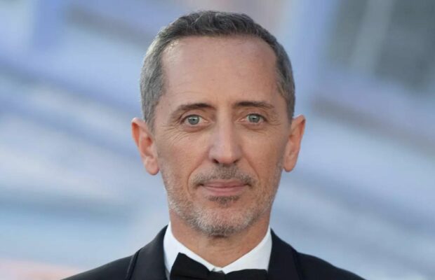 Gad Elmaleh : il avoue avoir pris "des vannes à des américains" après les accusations de plagiat