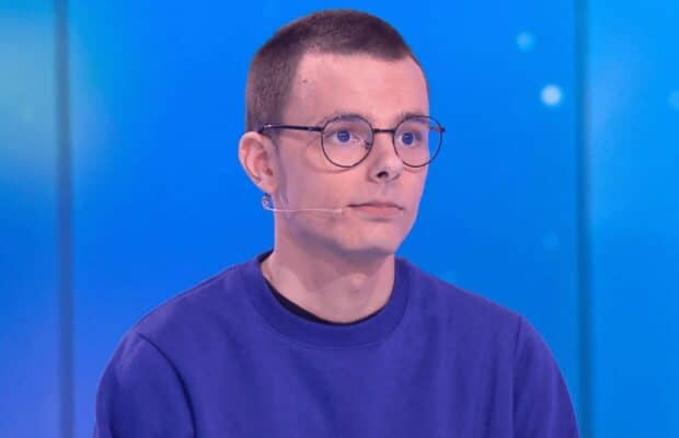 Emilien (Les 12 coups de midi) : il tente de se rendre au cinéma mais a été refoulé à l'entrée