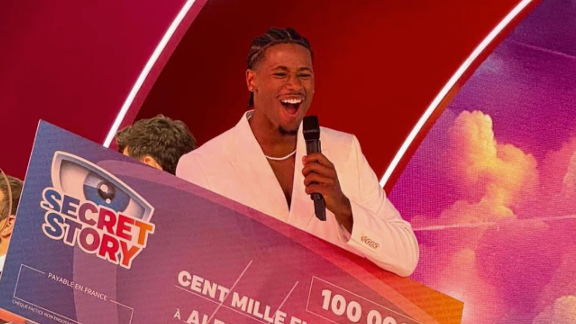 Alexis (Secret Story) : à la rue après sa victoire en Finale ? Une photo interpelle