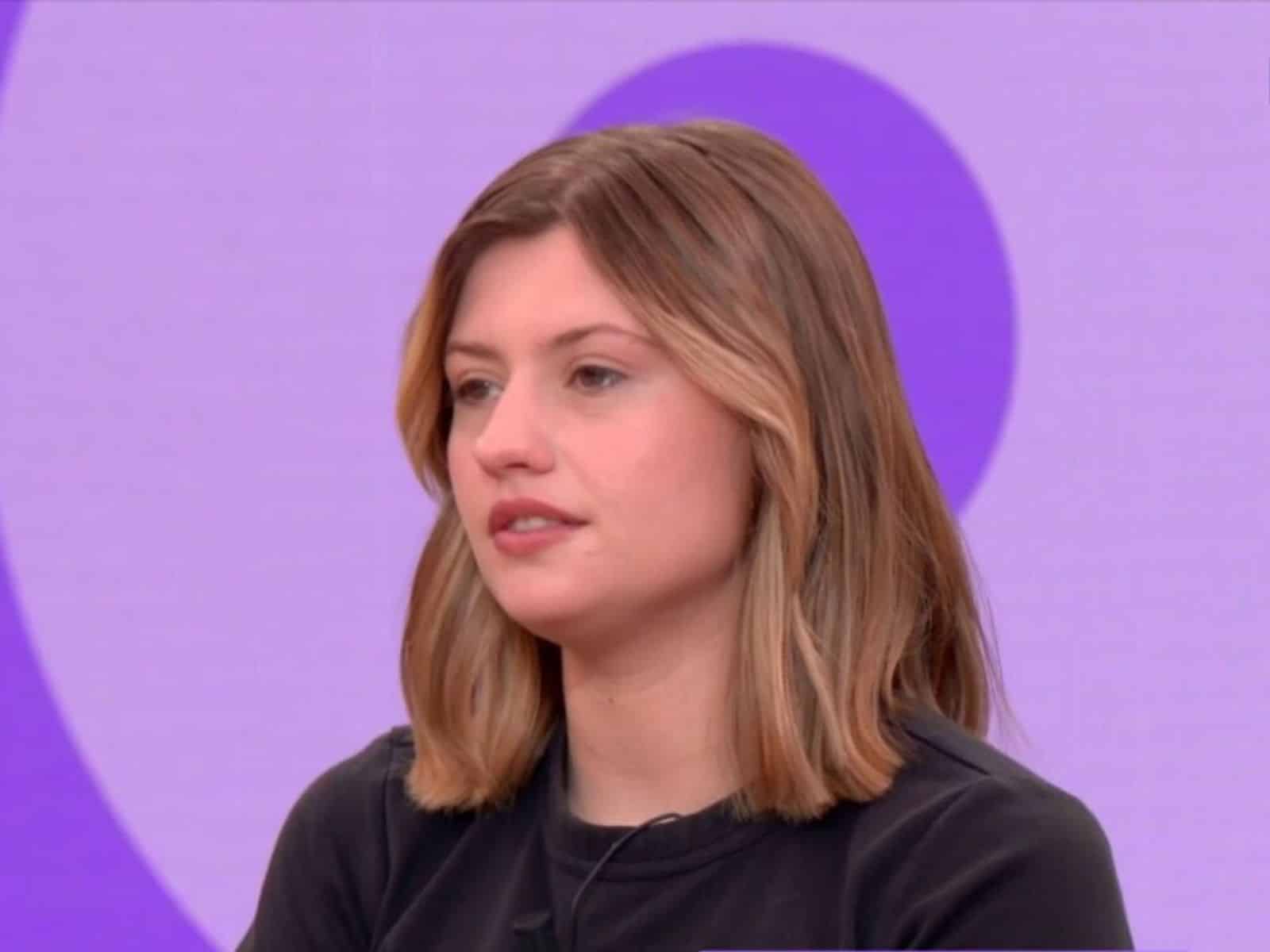Marine (Star Academy) : l'ancienne dentiste n'hésite pas à reprendre un chroniqueur en direct