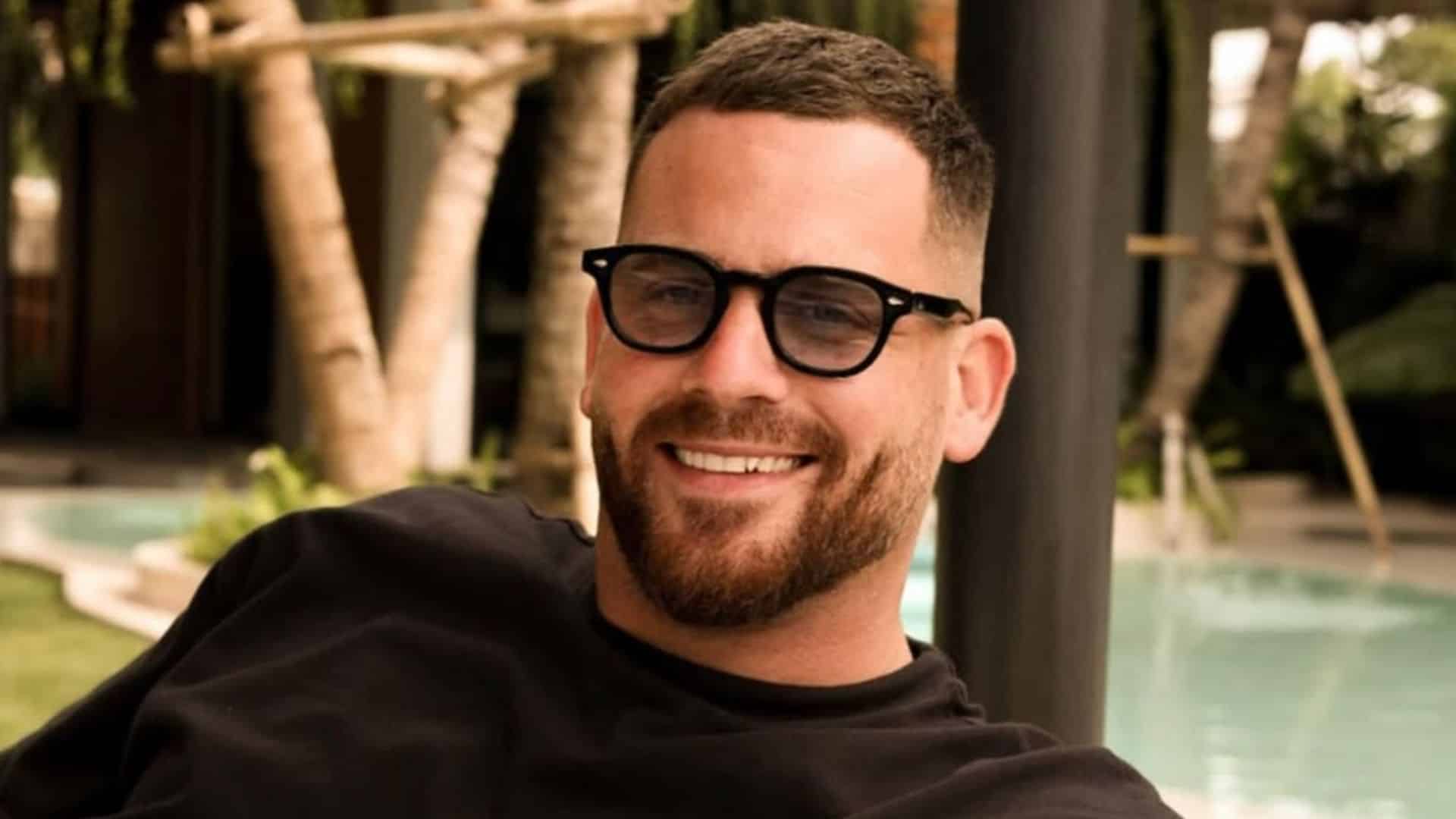 Raphaël Pépin : il devient la risée de la Toile après un placement de produit lunaire