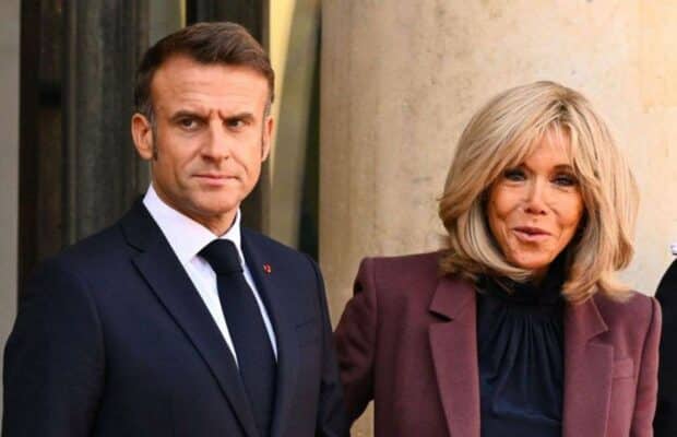 Emmanuel Macron : avant la gifle, il se serait pris une "déculottée" par son épouse Brigitte Macron