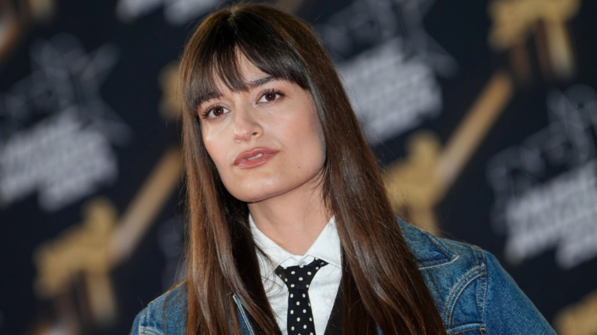 Clara Luciani : la chanteuse se confie sur la maladie neurologique dont elle est atteinte