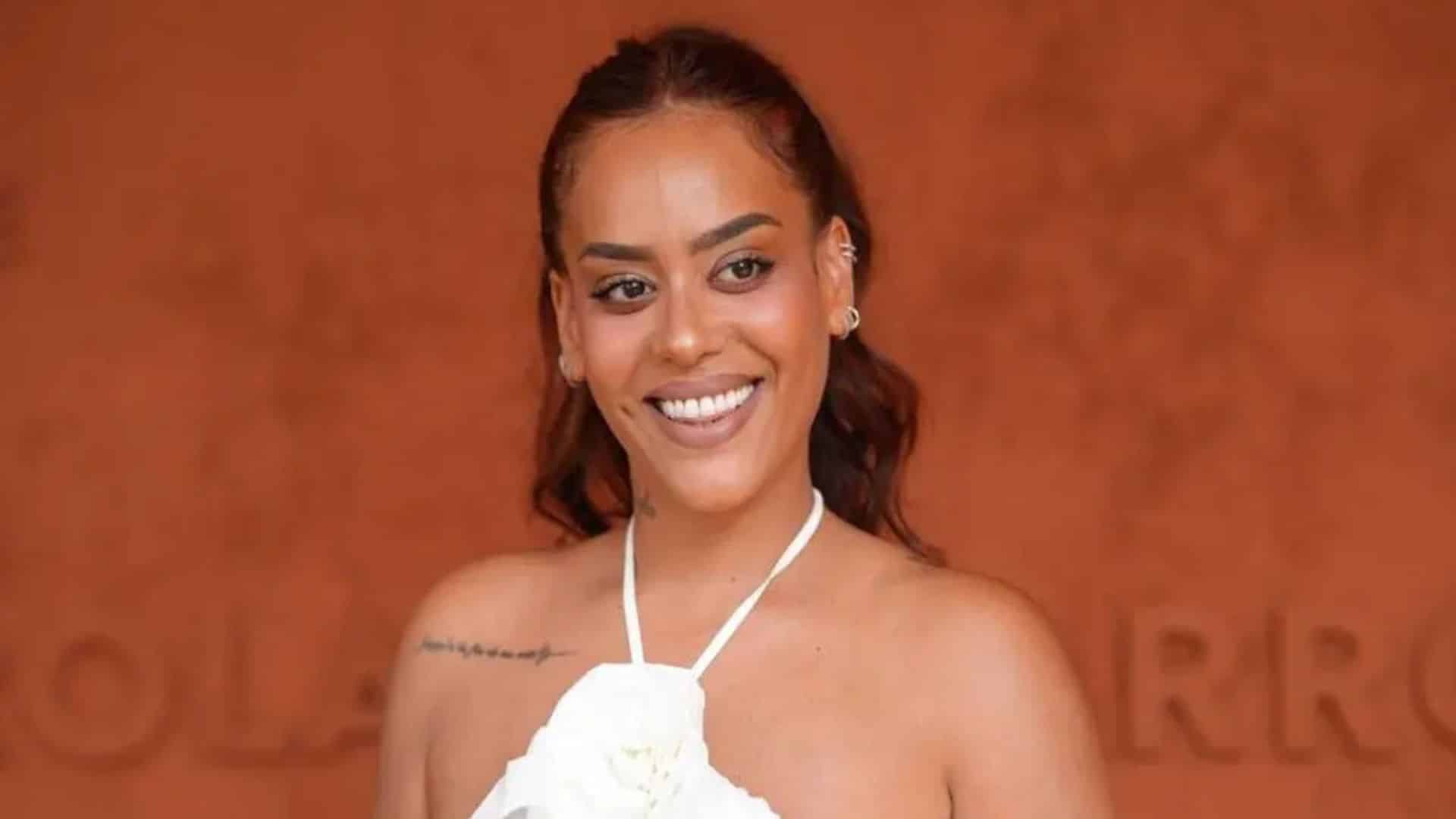 Amel Bent : afin de maigrir, la star a supprimé 4 aliments de ses repas