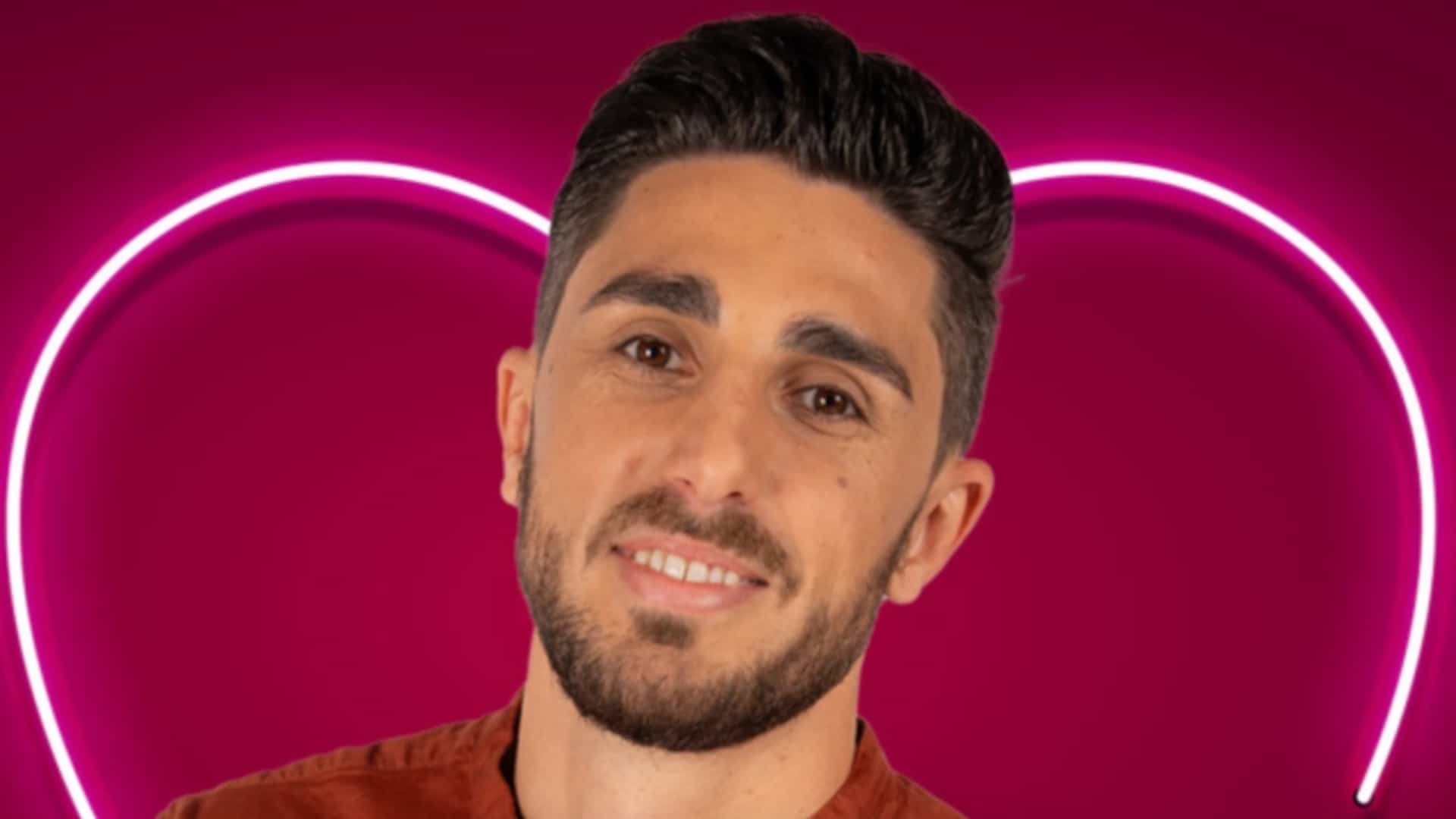 Raphaël (MAPR) : il présente sa nouvelle chérie, les internautes sont surpris par sa ressemblance avec son ex