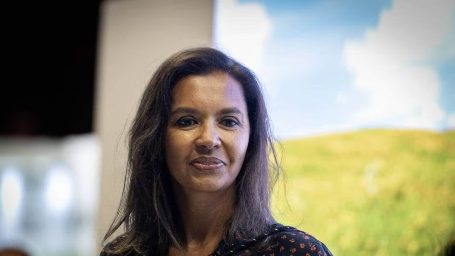 Karine Le Marchand parle de son passé amoureux douloureux et confie avoir peur de "tomber sur un dingue"
