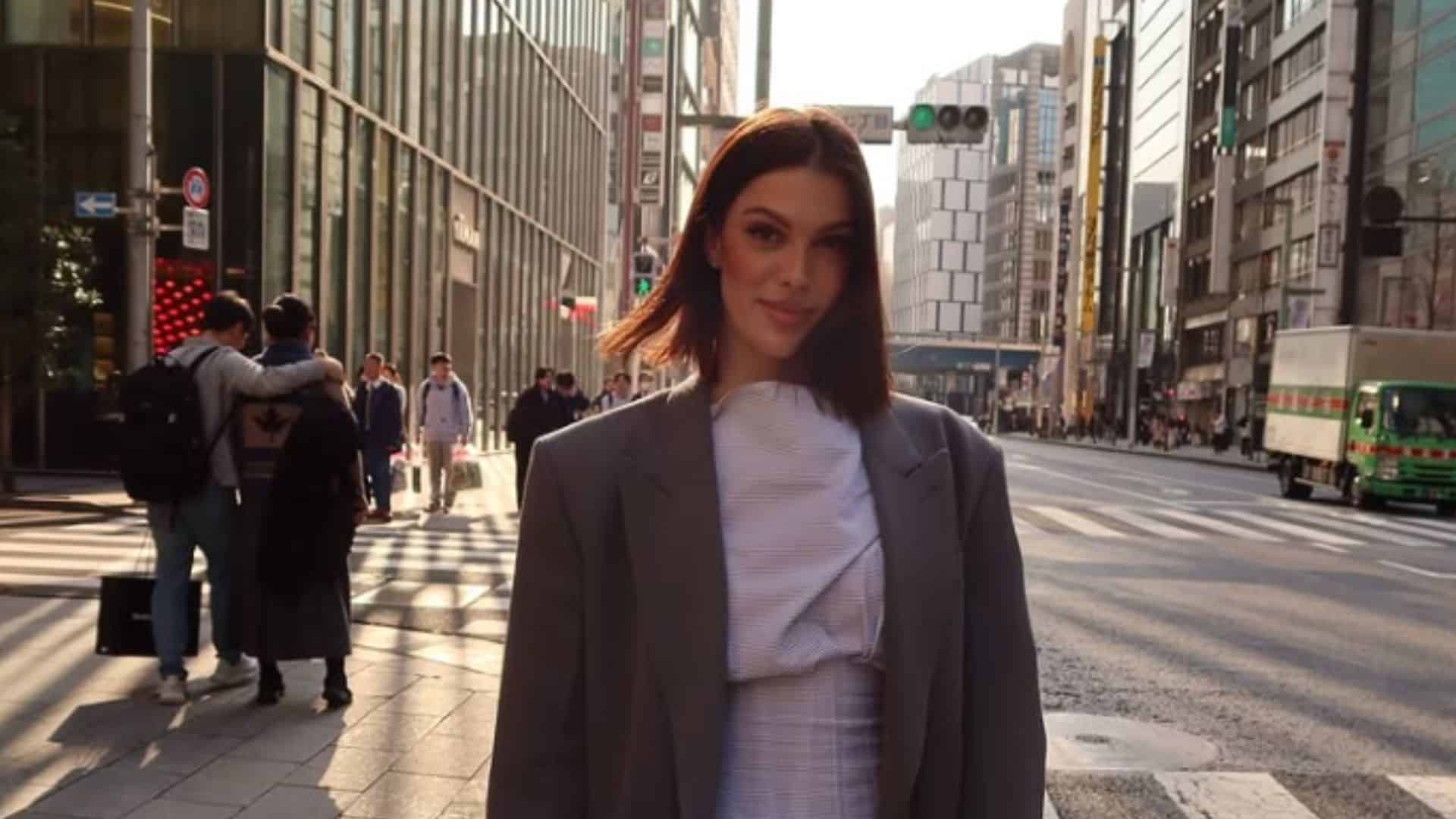 Iris Mittenaere : critiquée par une internaute, elle s’agace et ne se laisse pas faire