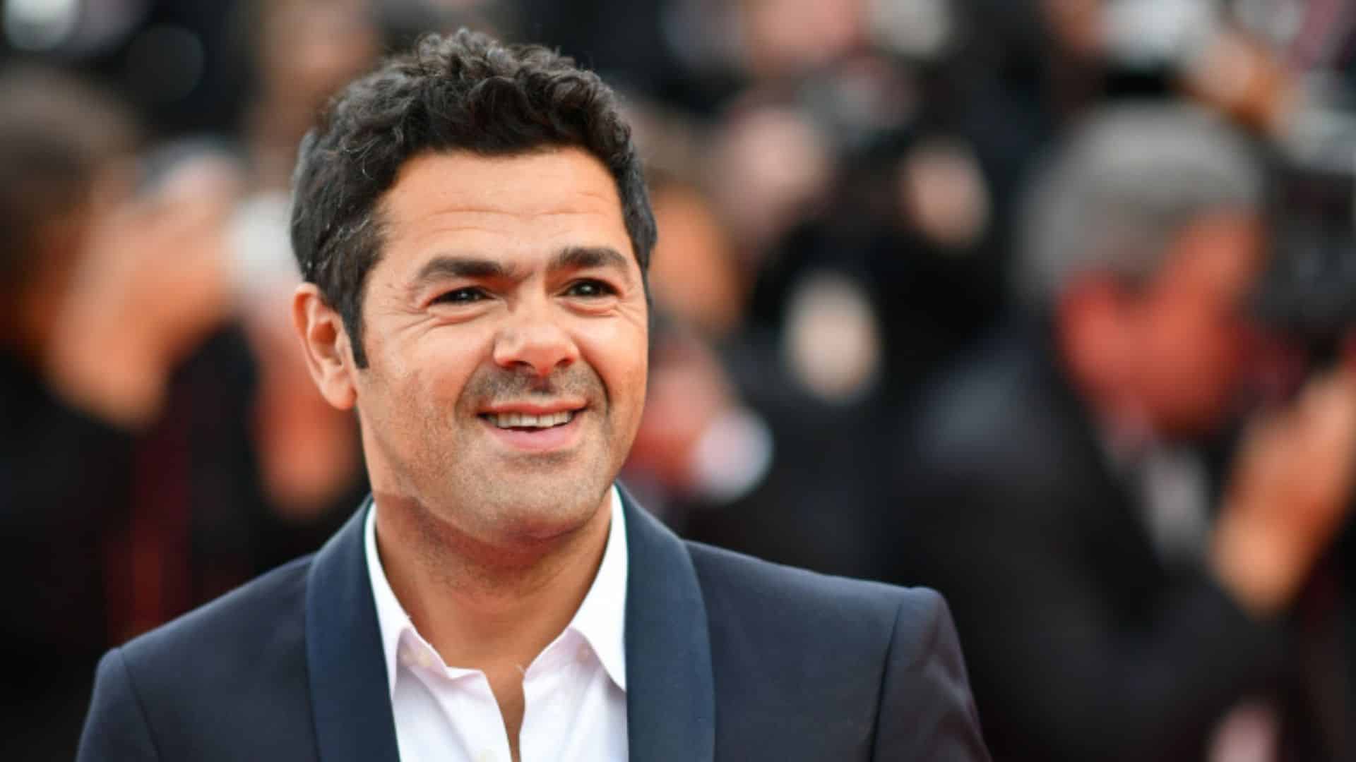 Jamel Debbouze : l’humoriste filmé à son insu dans une gare accompagné de sa fille