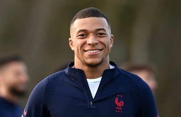 Kylian Mbappé : le footballeur hilare après un montage vidéo de lui à l'Assemblée
