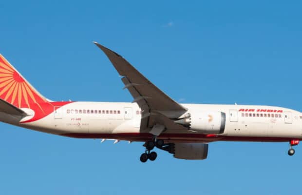Crash aérien en Inde : 242 passagers à bord, les autorités annoncent un survivant