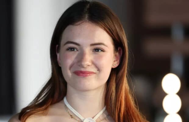 Elsa Bois : elle rejoint le casting de la série Ici tout commence