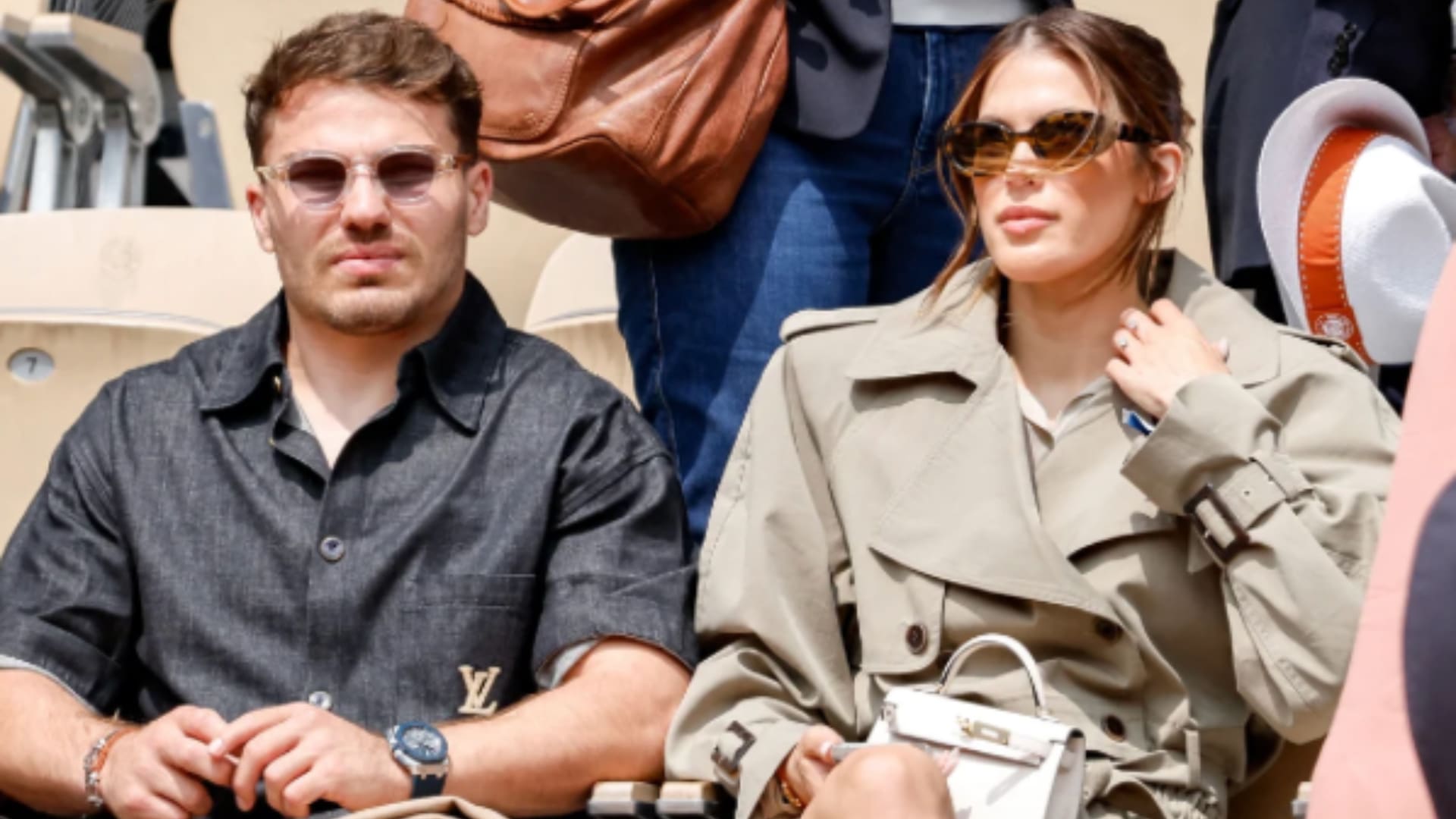 Iris Mittenaere : au cœur d’une tourmente et toujours en couple avec Antoine Dupont ?
