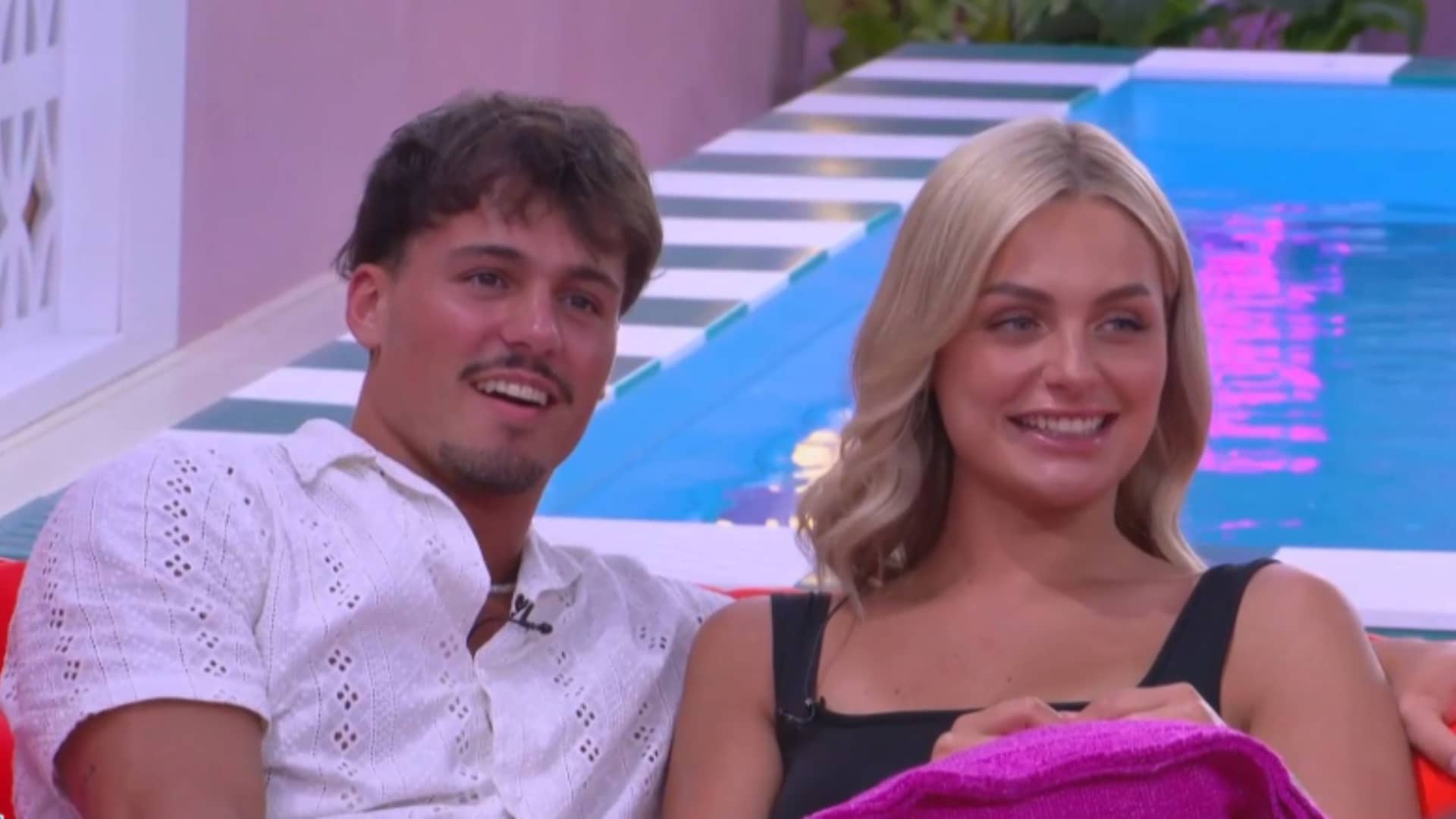 Secret Story : plus rien ne va entre le faux couple Constance et Damien