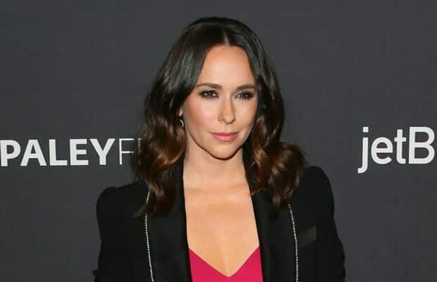 Jennifer Love Hewitt : l’actrice américaine annonce une mauvaise nouvelle