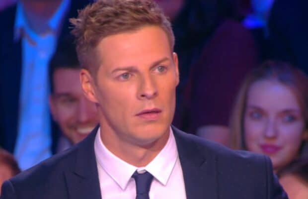 Affaire Matthieu Delormeau : le bijou qu’il portait sur sa vidéo intime surprend les internautes