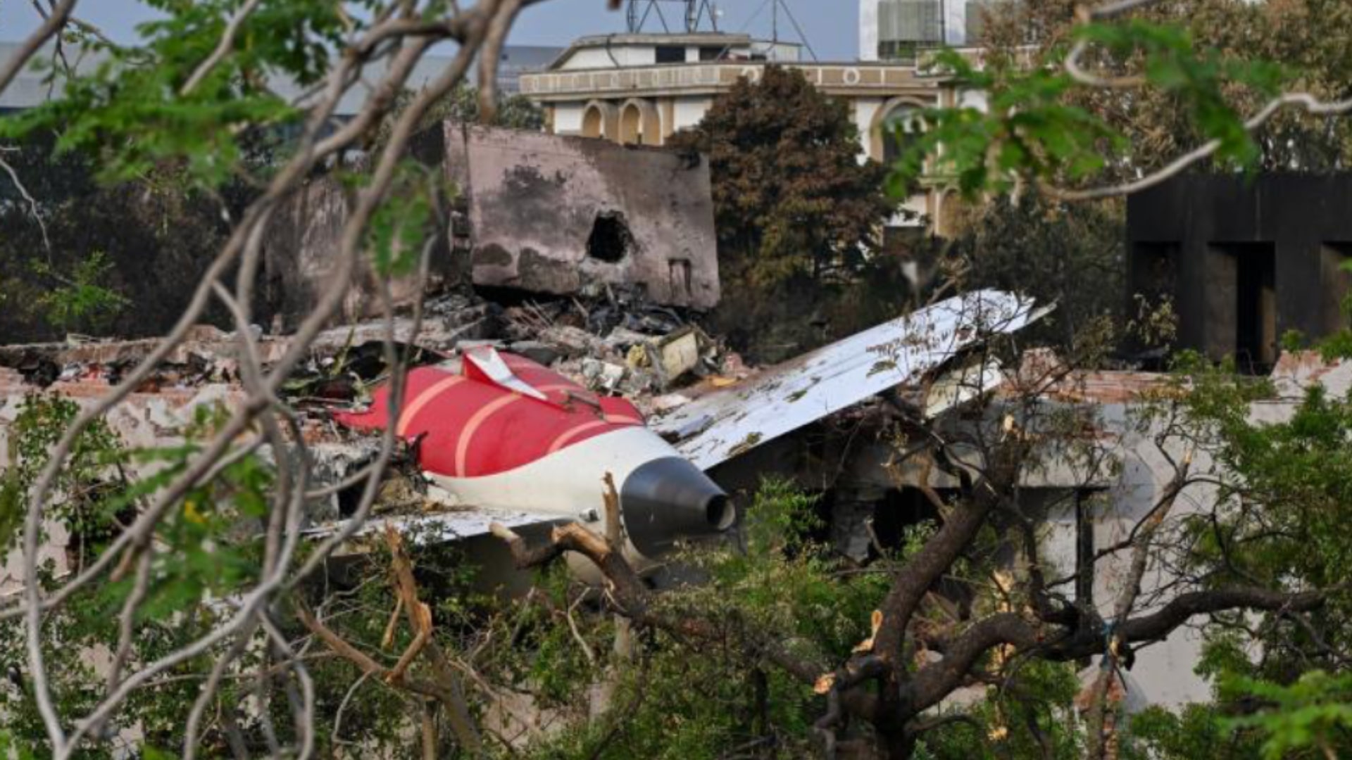 Crash Air India : l’alimentation en carburant coupée, le rapport d’enquête est troublant