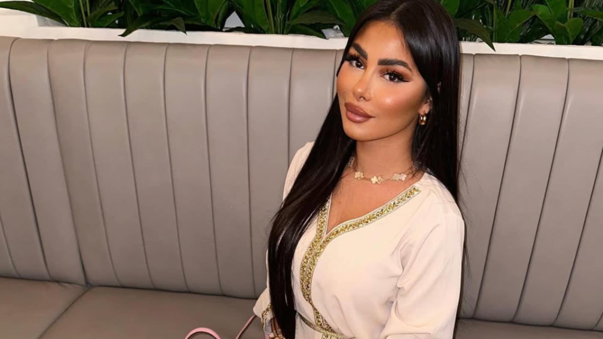 Maeva Ghennam : loin des réseaux sociaux, elle souhaite tout arrêter